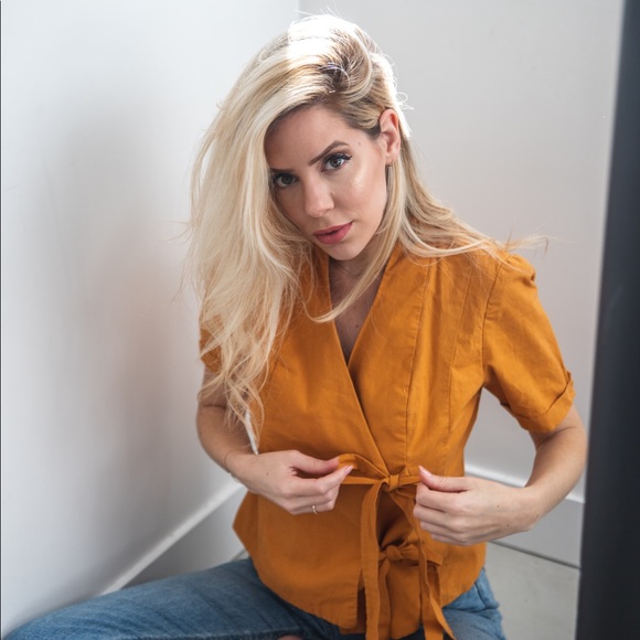 Tops - Vintage Mustard Top w/ Ties